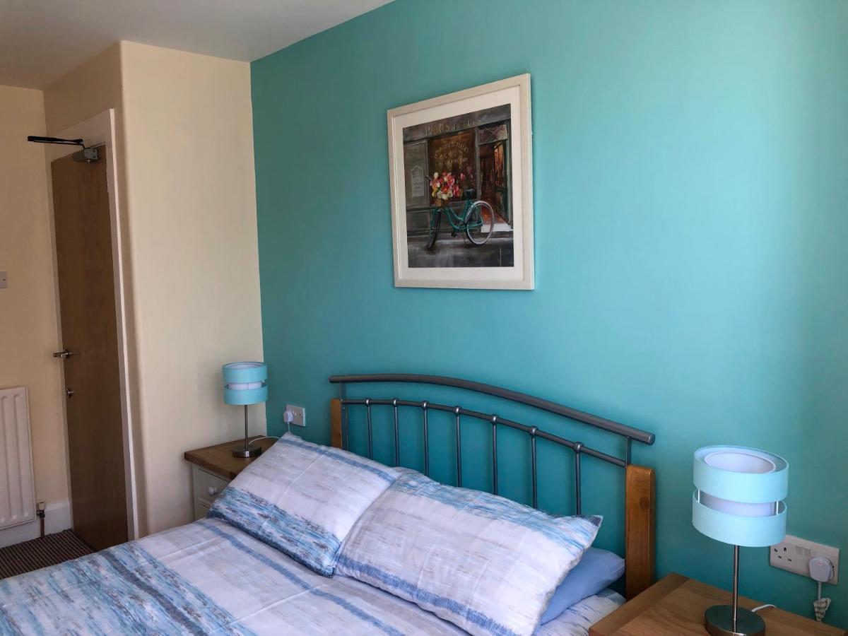 Portrush Holiday Hostel Guesthouse Екстериор снимка