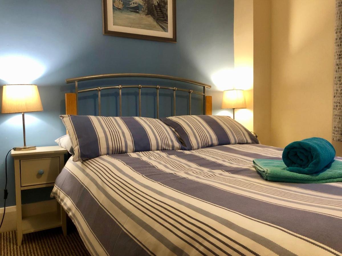 Portrush Holiday Hostel Guesthouse Екстериор снимка
