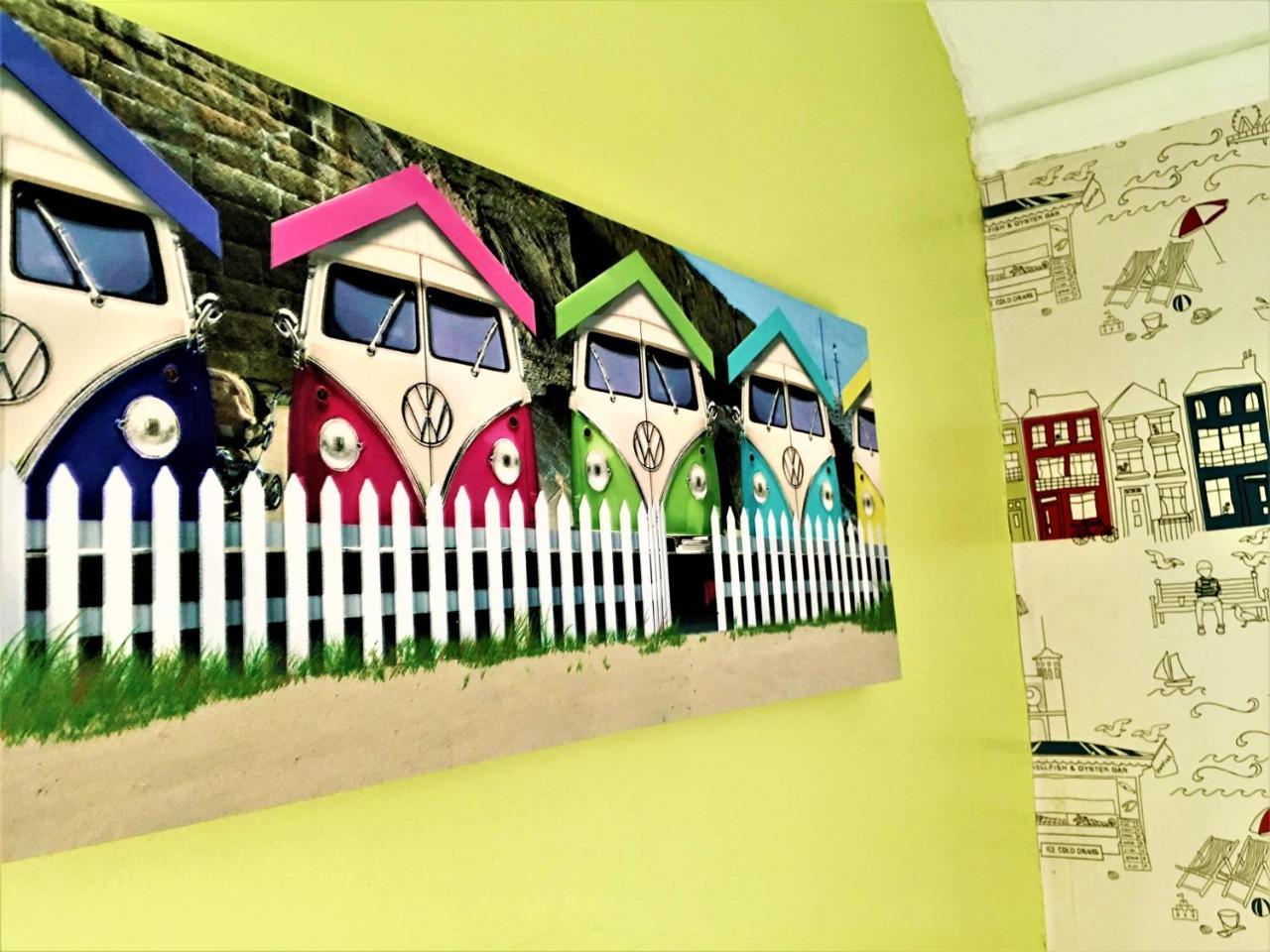 Portrush Holiday Hostel Guesthouse Екстериор снимка